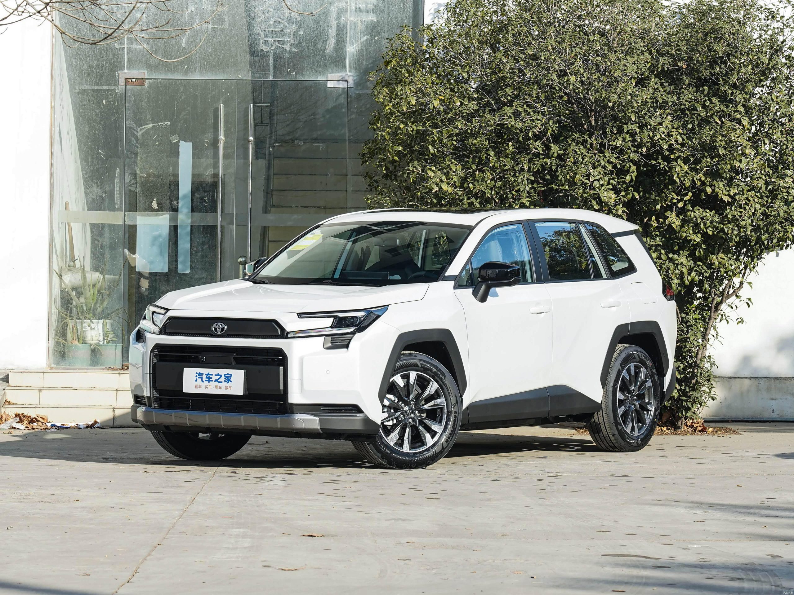 Toyota RAV4 Hybrid 2026