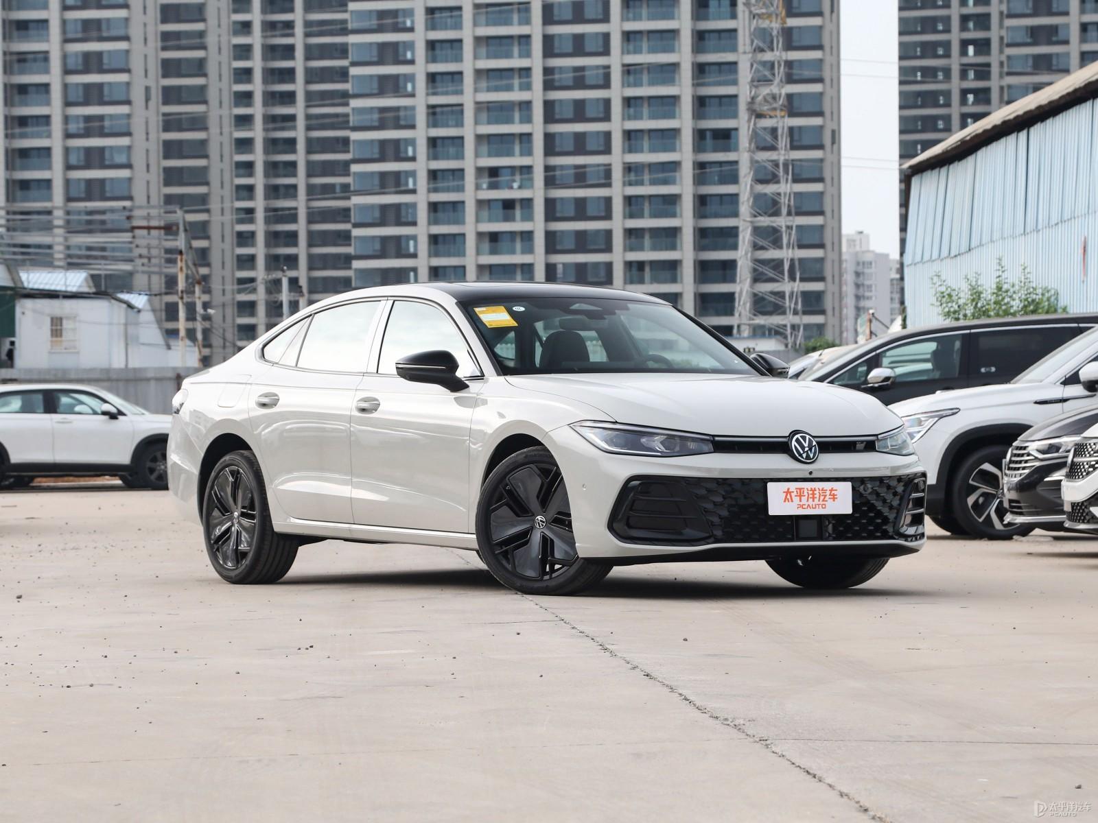 Volkswagen Passat Pro 380 TSI 2025
