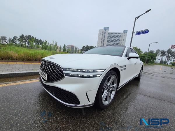Genesis G90 3.5T AWD 2025