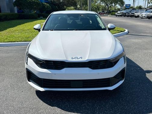 Kia K5 2025