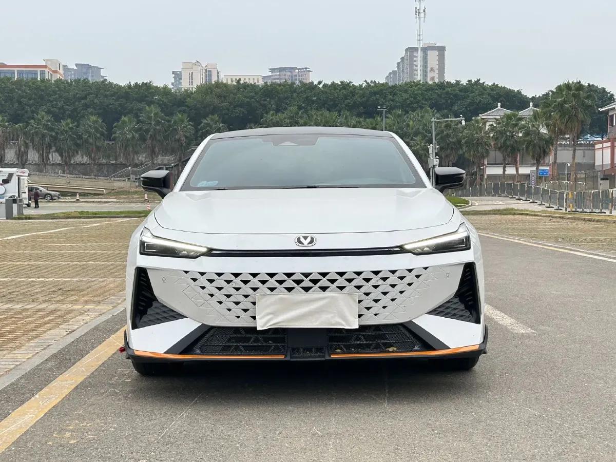 Changan UNI-V 2024